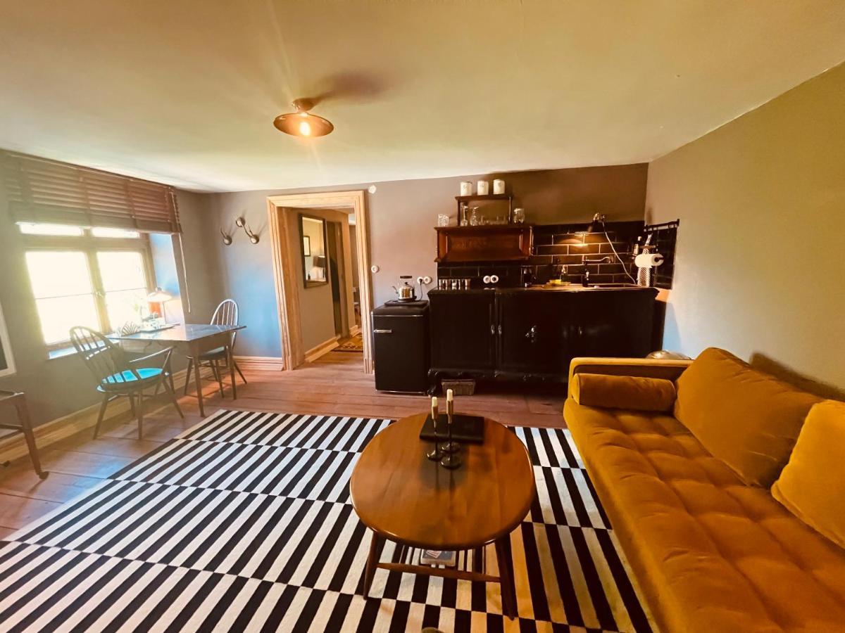Gutshaus Klein Kussewitz Apartment Bagian luar foto
